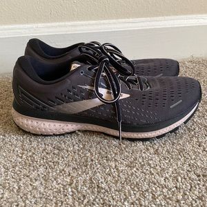 Brooks Ghost 13 Women’s 9.5 B width